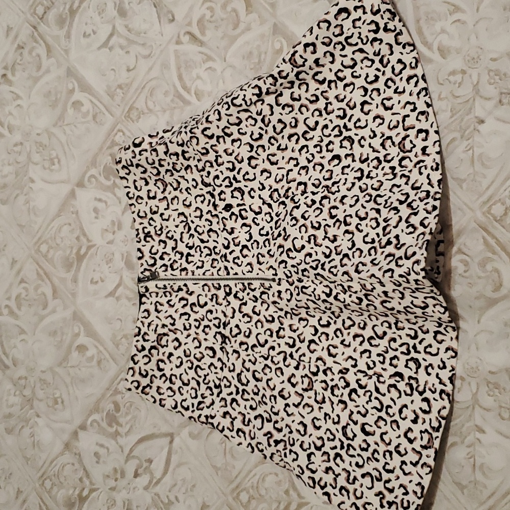 Tibi Leopard Print Multicolor Flare Mini Skirt Si… - image 4